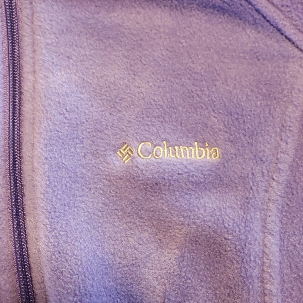 Pale purple zip up Columbia jacket